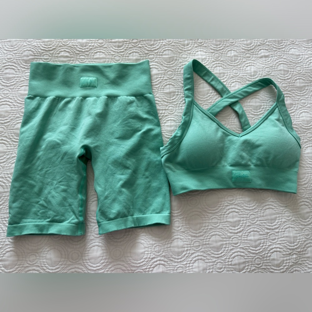 BOTEE BO TEE ACTIVE WEAR SHORT SET OUTFIT BRA TOP